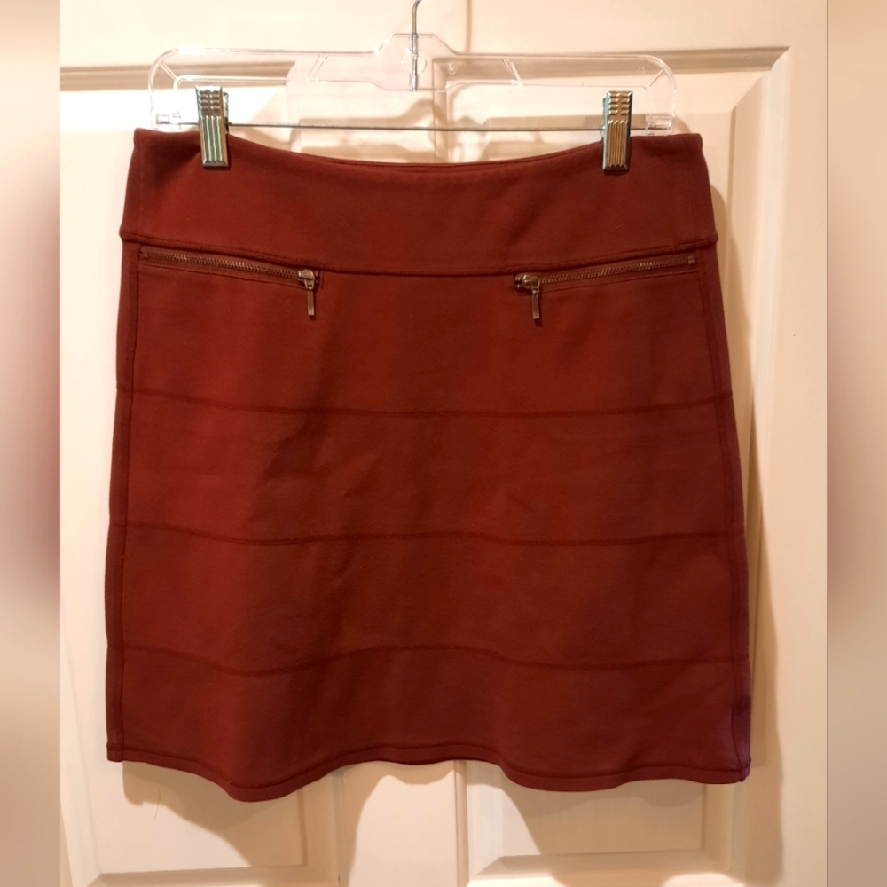 Athleta Burgundy Skirt size Small